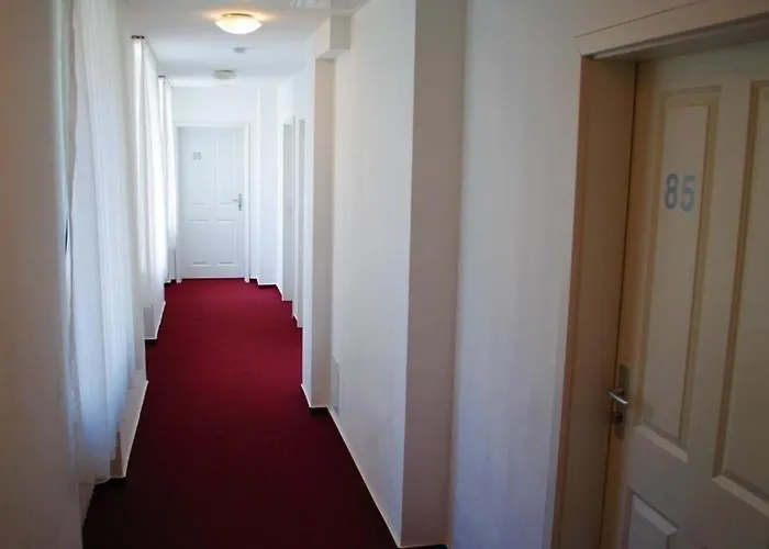 Bestprice 3* Κόμπλεντς